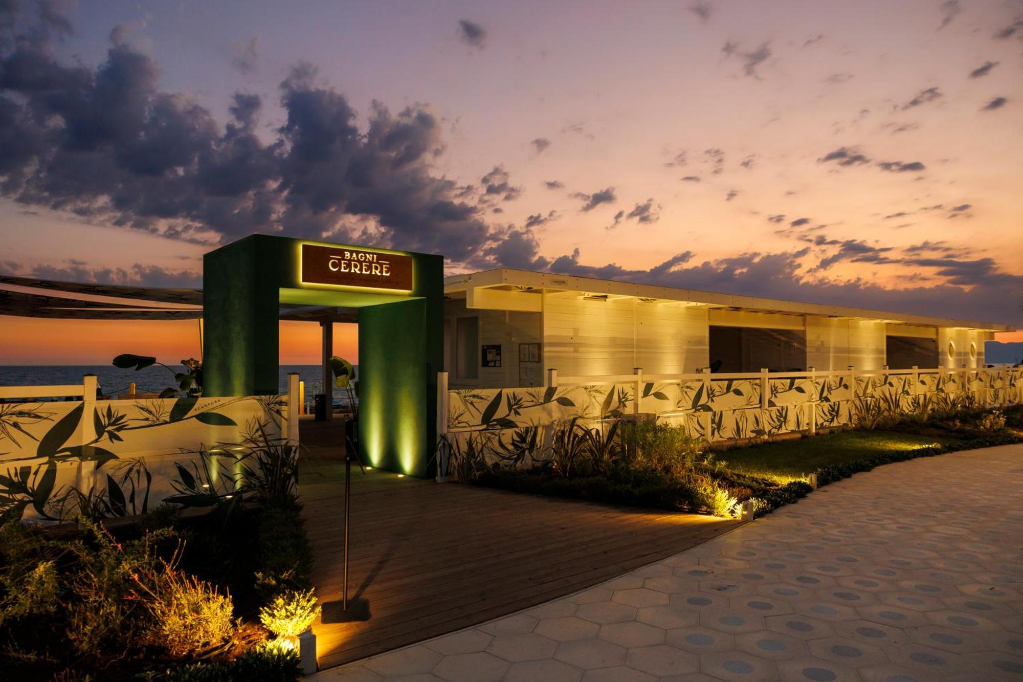 Hotel Cerere Паестум Екстериор снимка